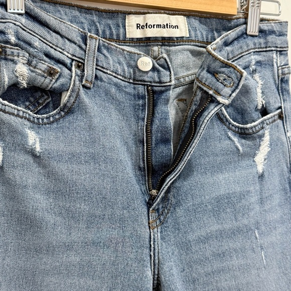 Reformation Crop Flood Jeans Kick Flare Distressed Size 26 Olympic Trendy Chic - Picture 5 of 9